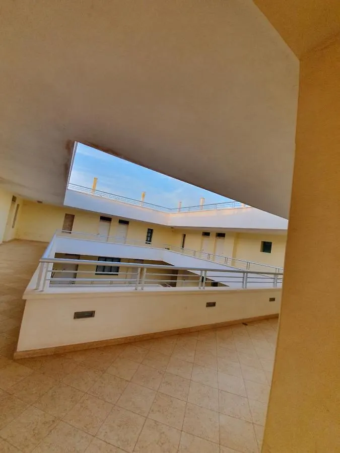 Holiday Properties Commercial Center Santa Maria 0*,