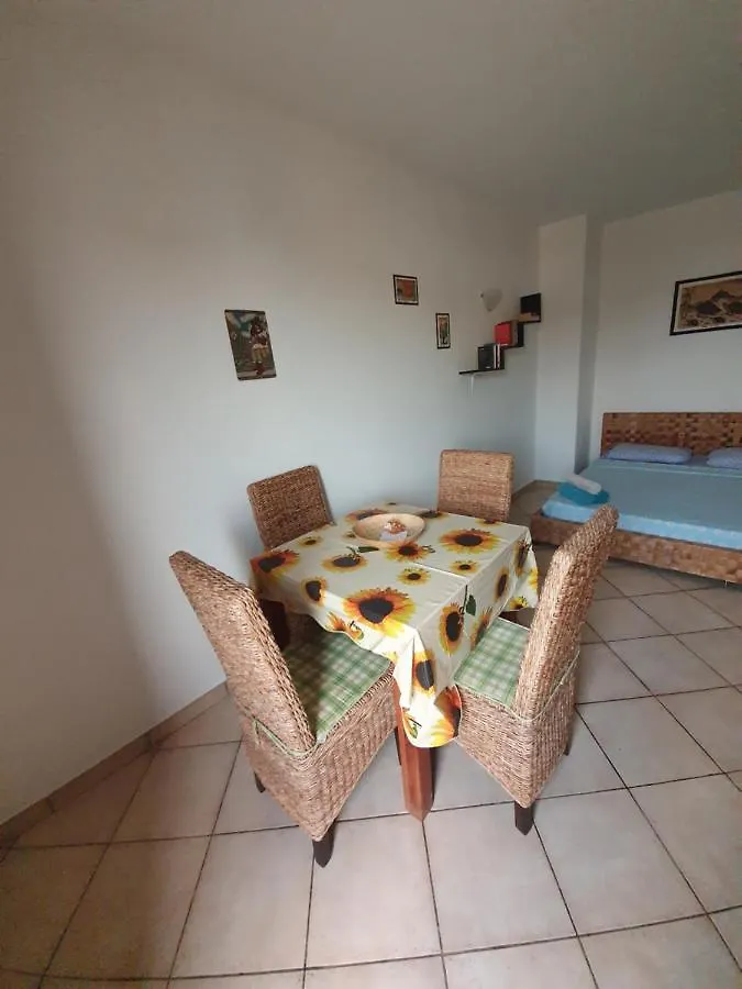 Holiday Properties Commercial Center Santa Maria Apartment